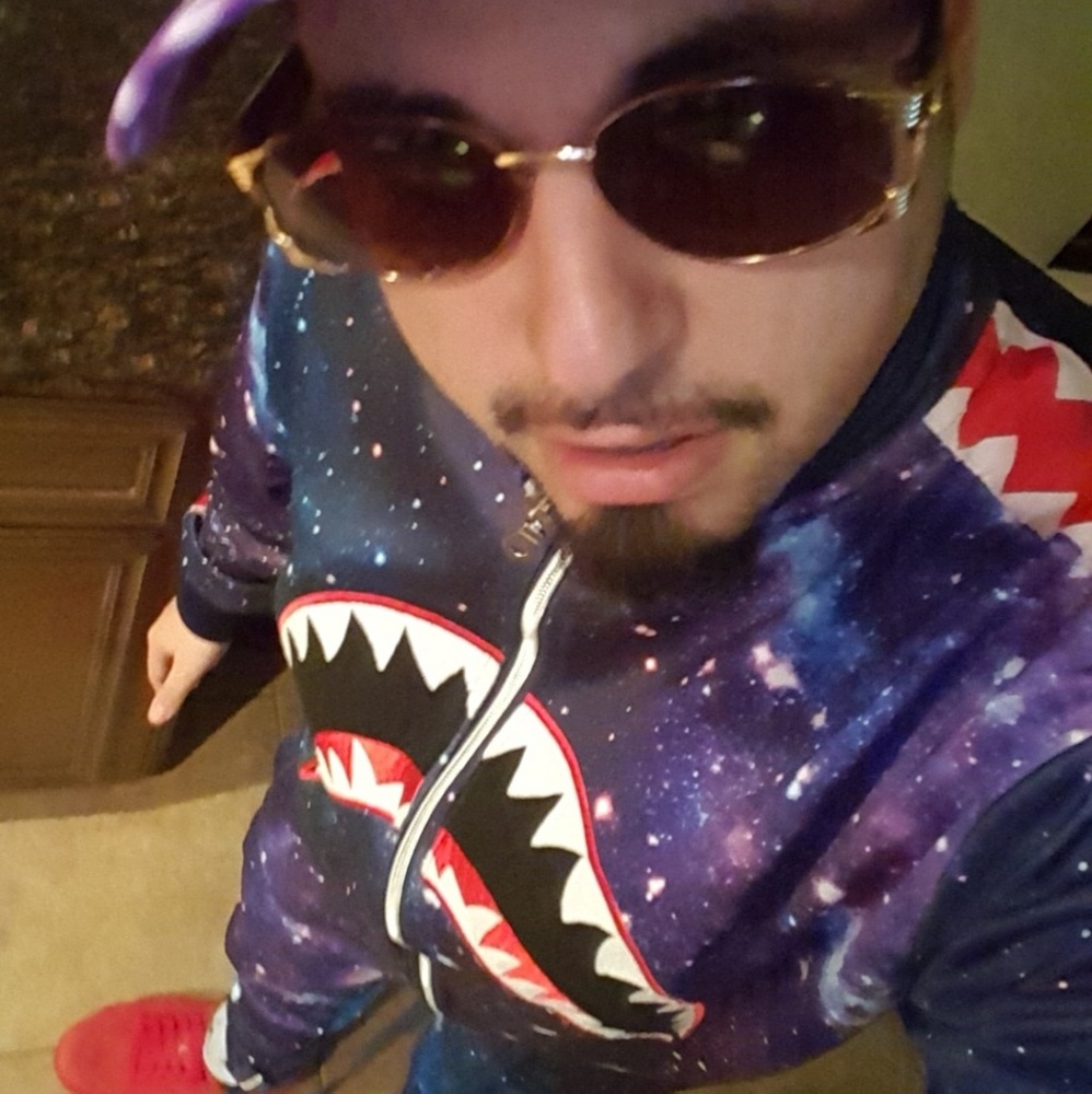 ๐ฅBest Urban CLOTHING ๐ฅ - Picture 3 of 7
